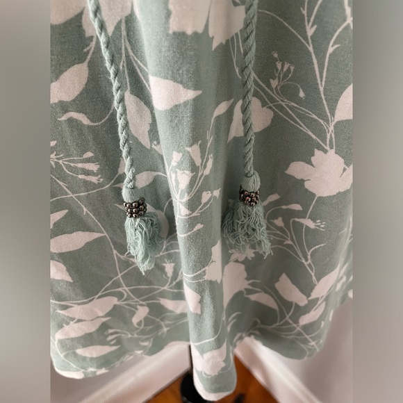 Daniel Rainn Short Sleeved Blouse - Seafoam Green/White - Size XL - Picture 9 of 14